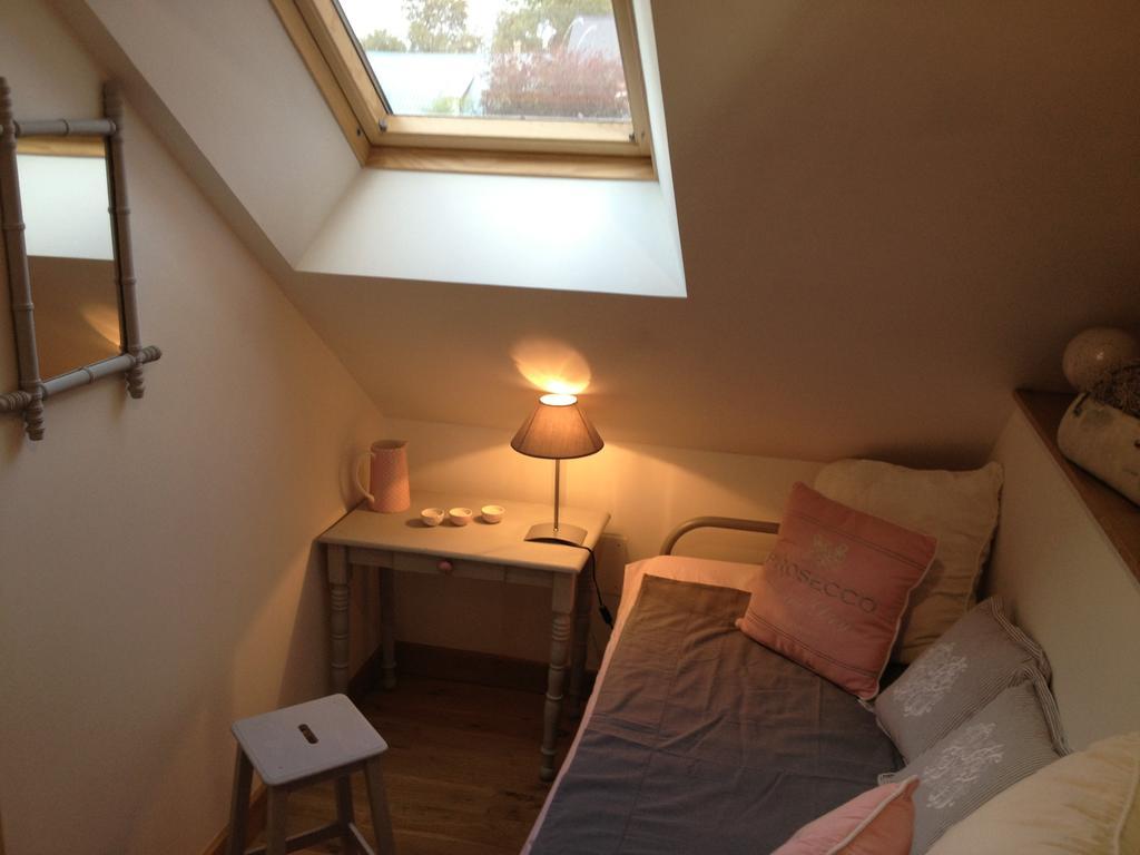 Les Chambres De Ribeaufontaine Dorengt 객실 사진